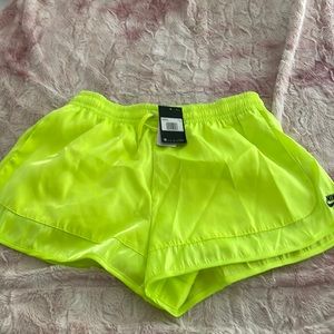 Nike plus size running short